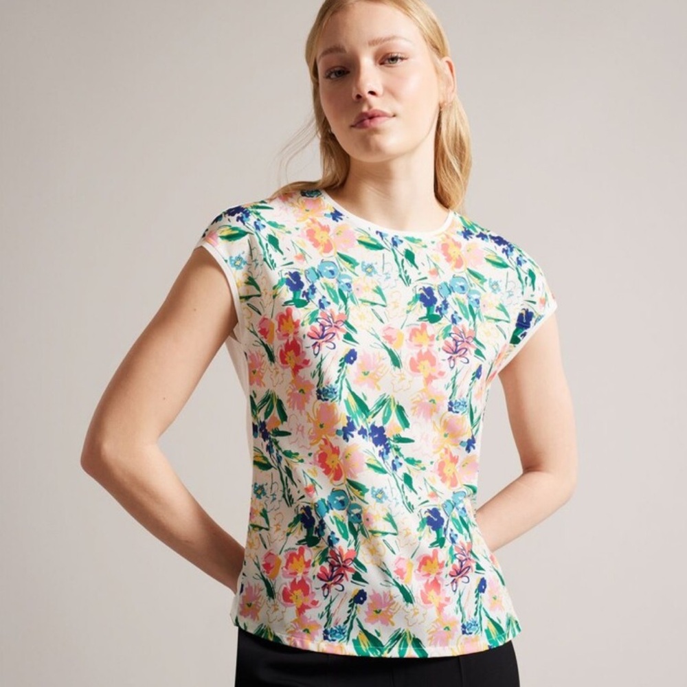 Ted Baker Stretchy Silk Magnolia Floral Sleeveless Blouse Round Neck Top